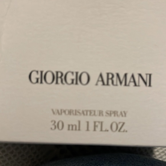Giorgio Armani 1 full Oz of light di Gioia de parfum - Picture 5 of 6